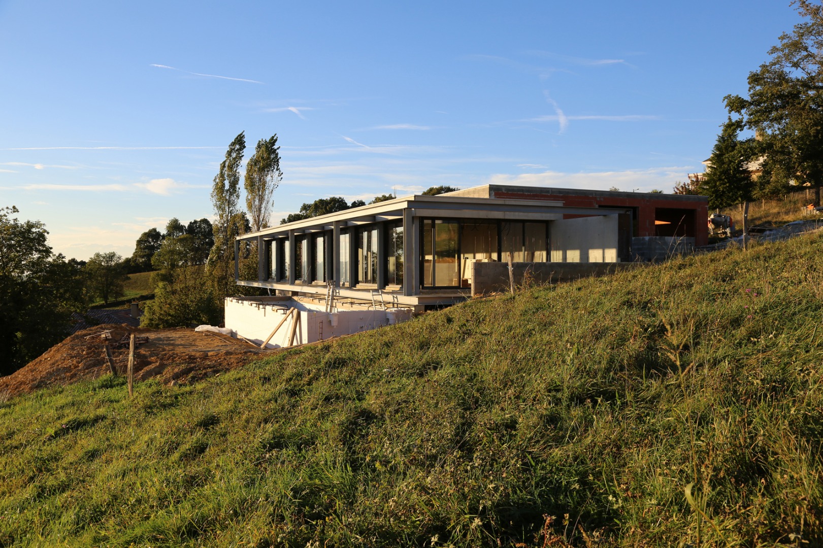 Maison moderne avec piscine a Saint Girons