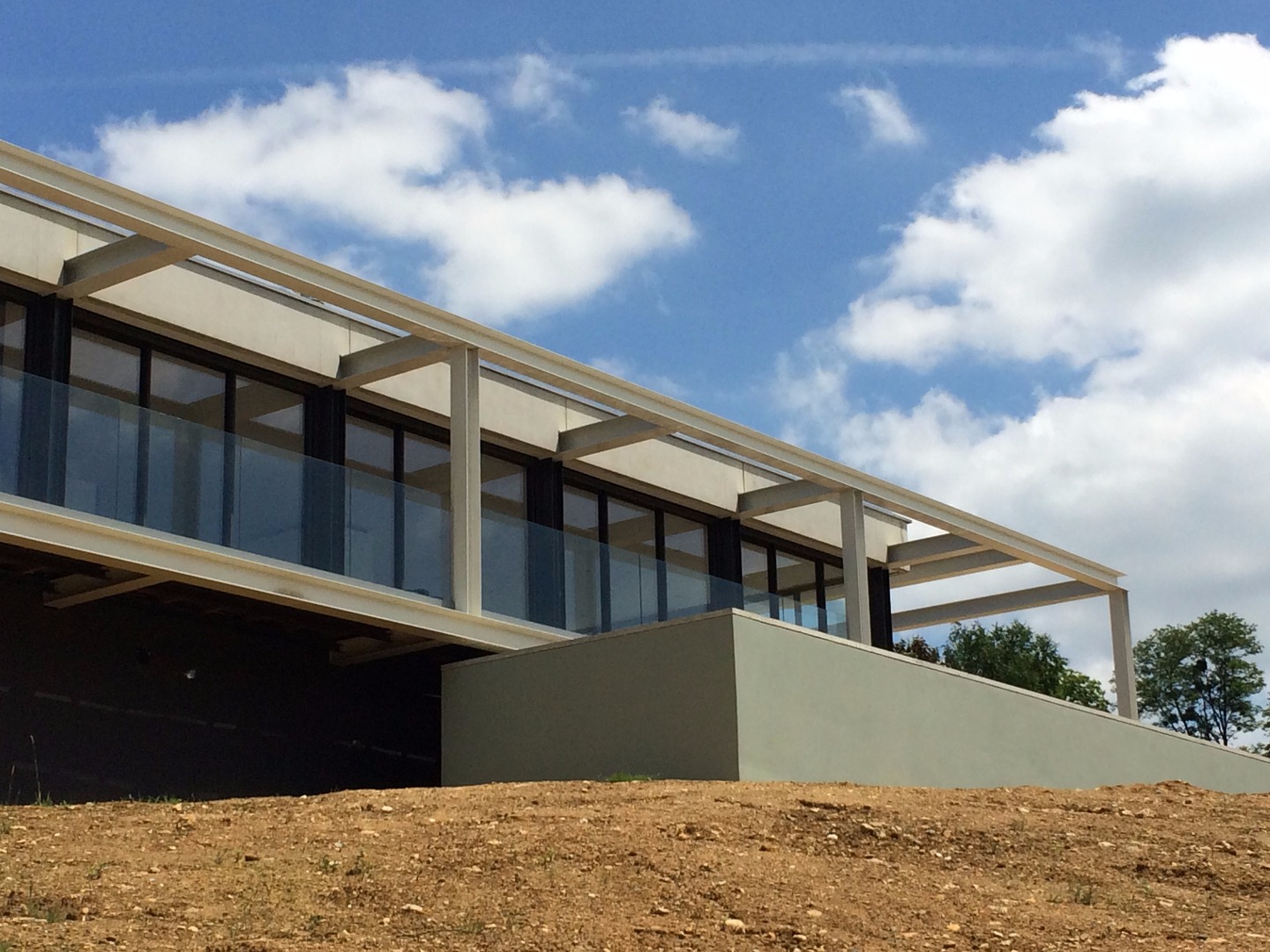 Maison moderne avec piscine a Saint Girons