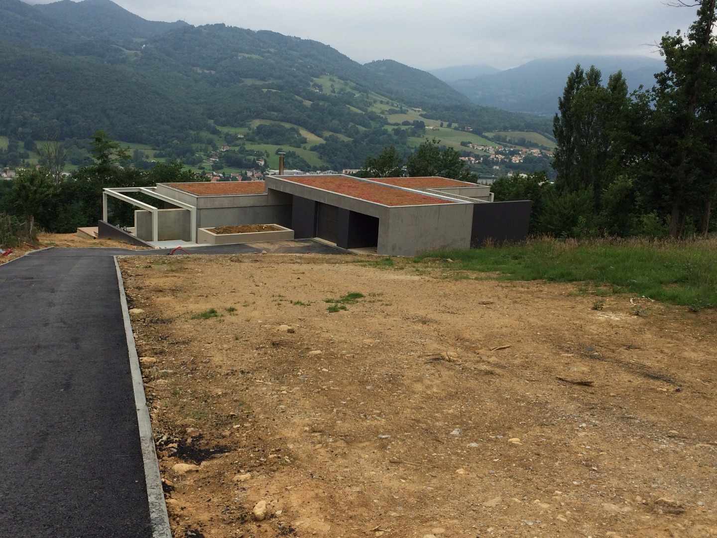 Maison moderne avec piscine a Saint Girons