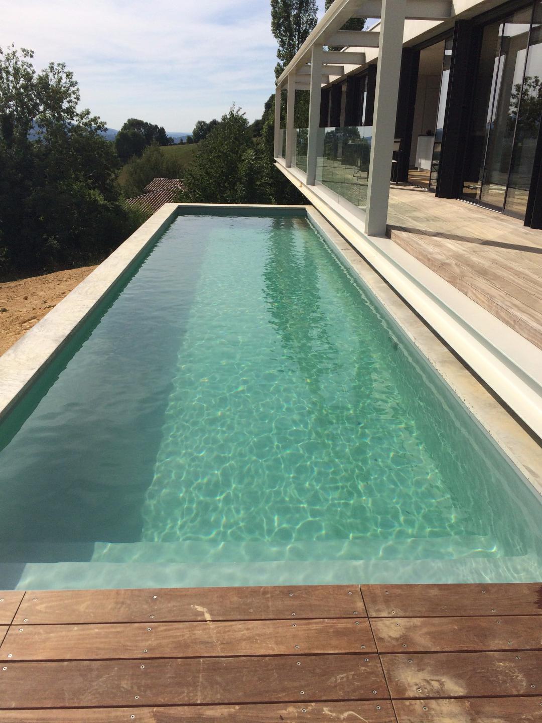 Maison moderne avec piscine a Saint Girons