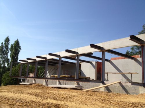 Maison moderne avec piscine a Saint Girons